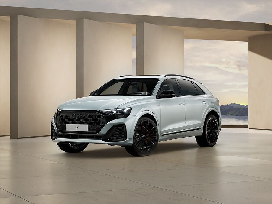 Audi Q8 TFSI e 490hk S-line Panorama/ Navi/ Luftfjädring