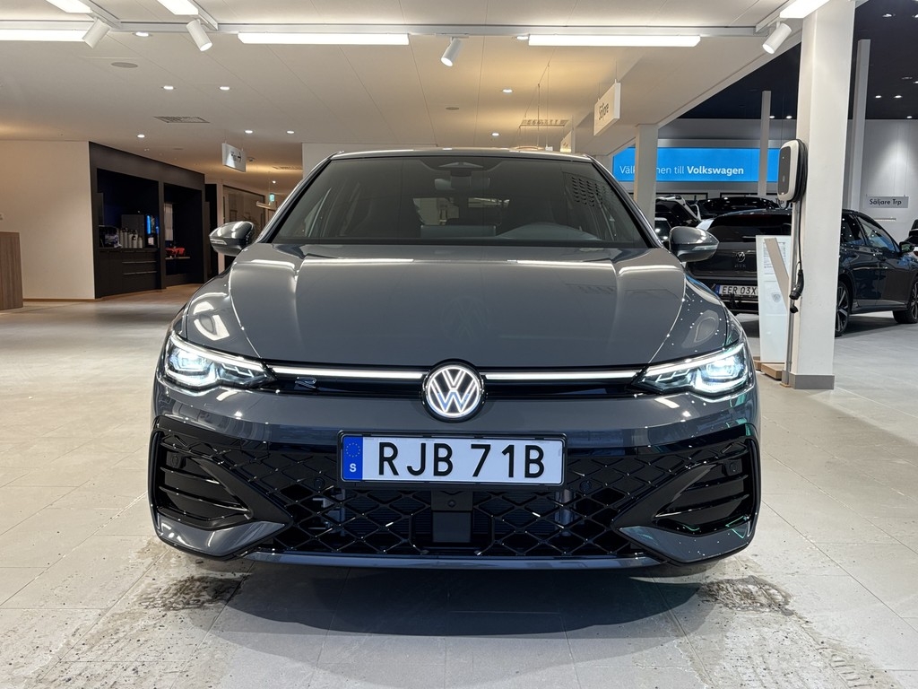 Volkswagen Golf 2025, kuva 2/42