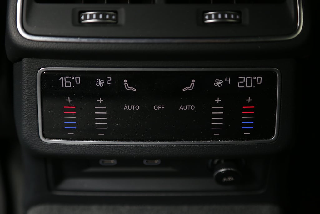 Audi A6 Avant 55 TFSI e Quattro S Tronic S-Line Hd matrix Drag 2023