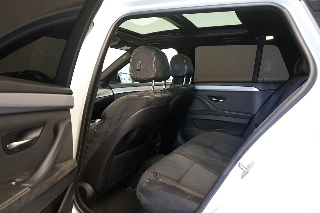 BMW 520d xDrive Touring Automat M Sport Panorama 184hk