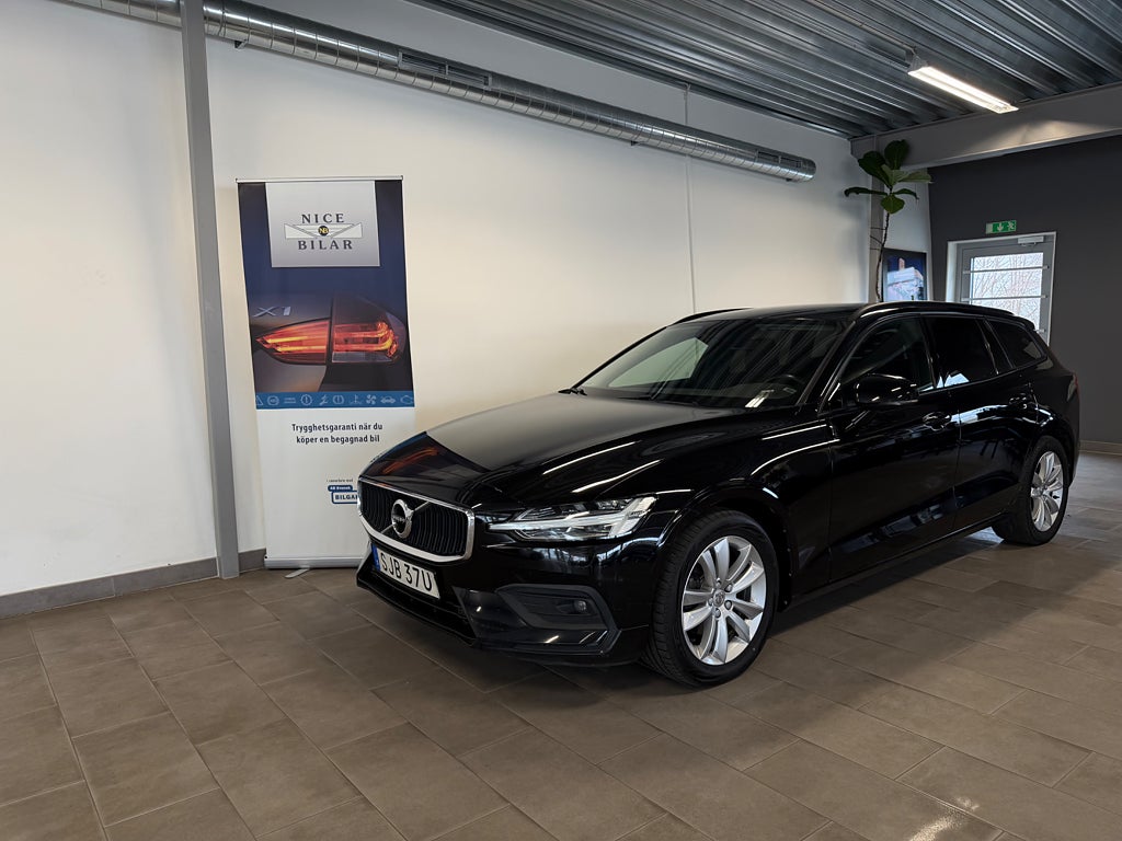 Volvo V60 D4 AWD Momentum Adv Edition VOC Kamera 0:-kontant