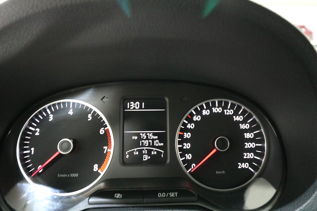 Volkswagen Polo 2010 - miniatyr 8