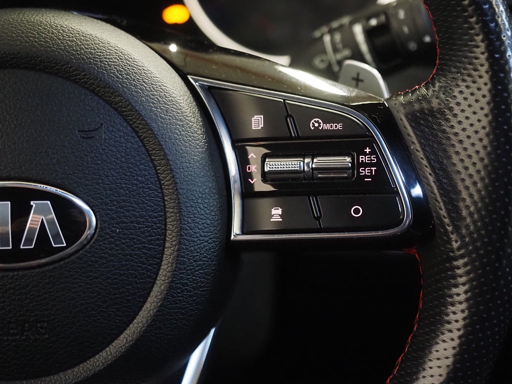 Kia ProCee'd GT 1.6 T-GDI DCT 204hk B-Kam GPS Drag JBL MVärm 2019