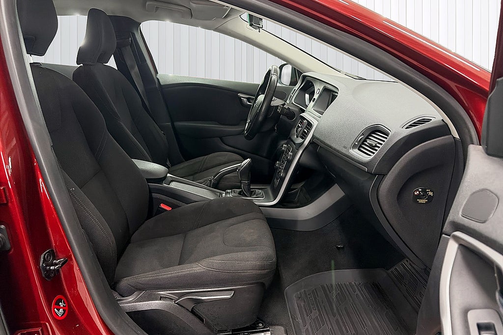 Volvo V40 2013