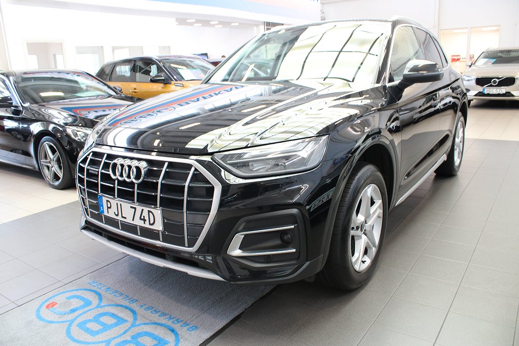 Audi Q5 45 TFSI quattro SE Automat/Krok/Cockpit/Moms/webasto