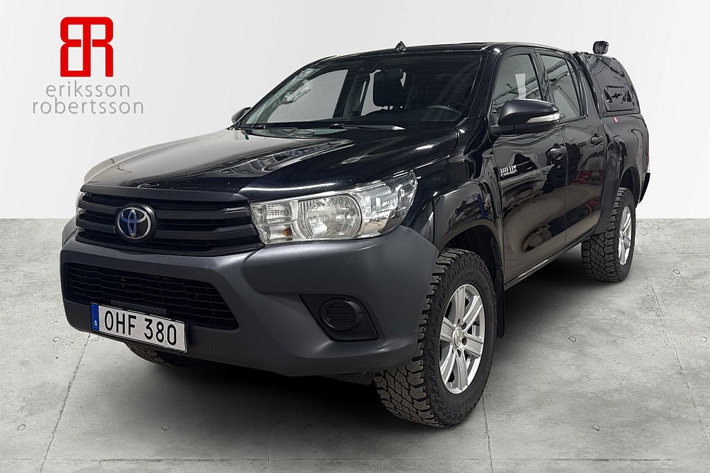 Toyota Hilux Dubbelhytt 2.4 AWD Värmare Dragkrok MOMS / VAT