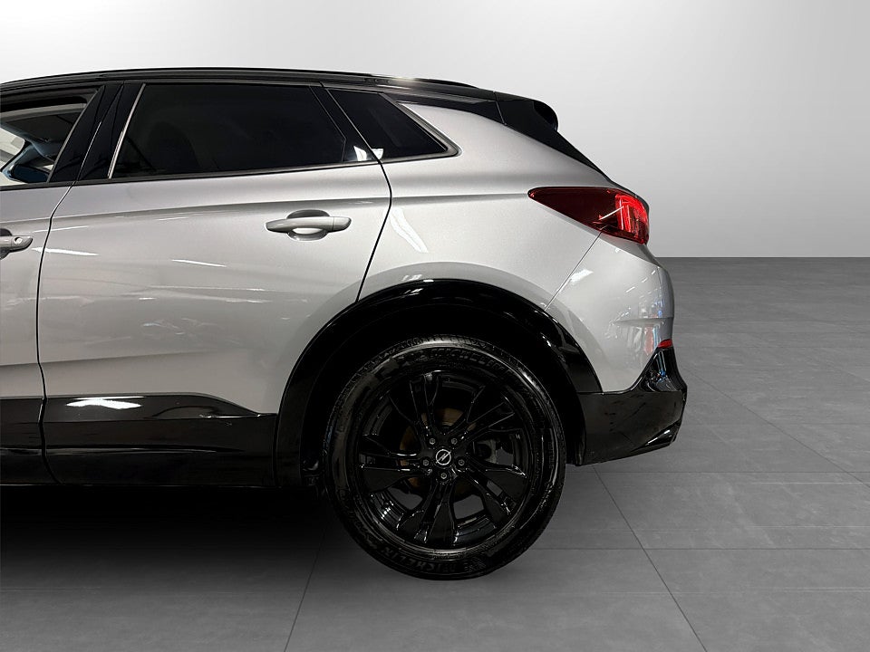 Bild på Opel Grandland X GS 1.2 PT 130hk Aut - B-KAMERA, CARPLAY