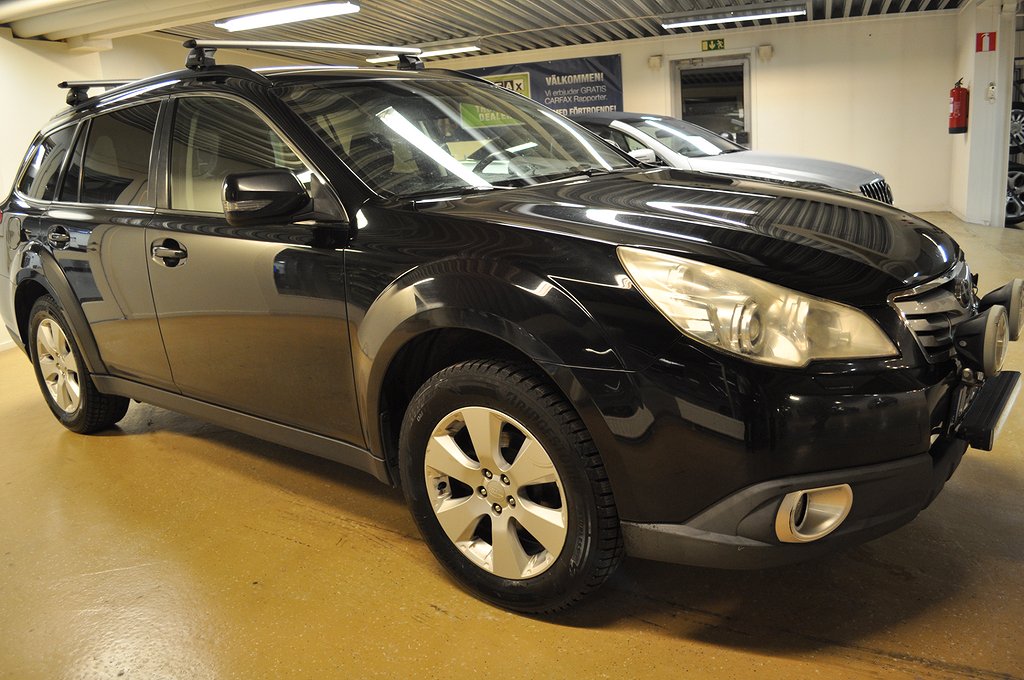 Subaru Outback 2.5 4WD Automat Business