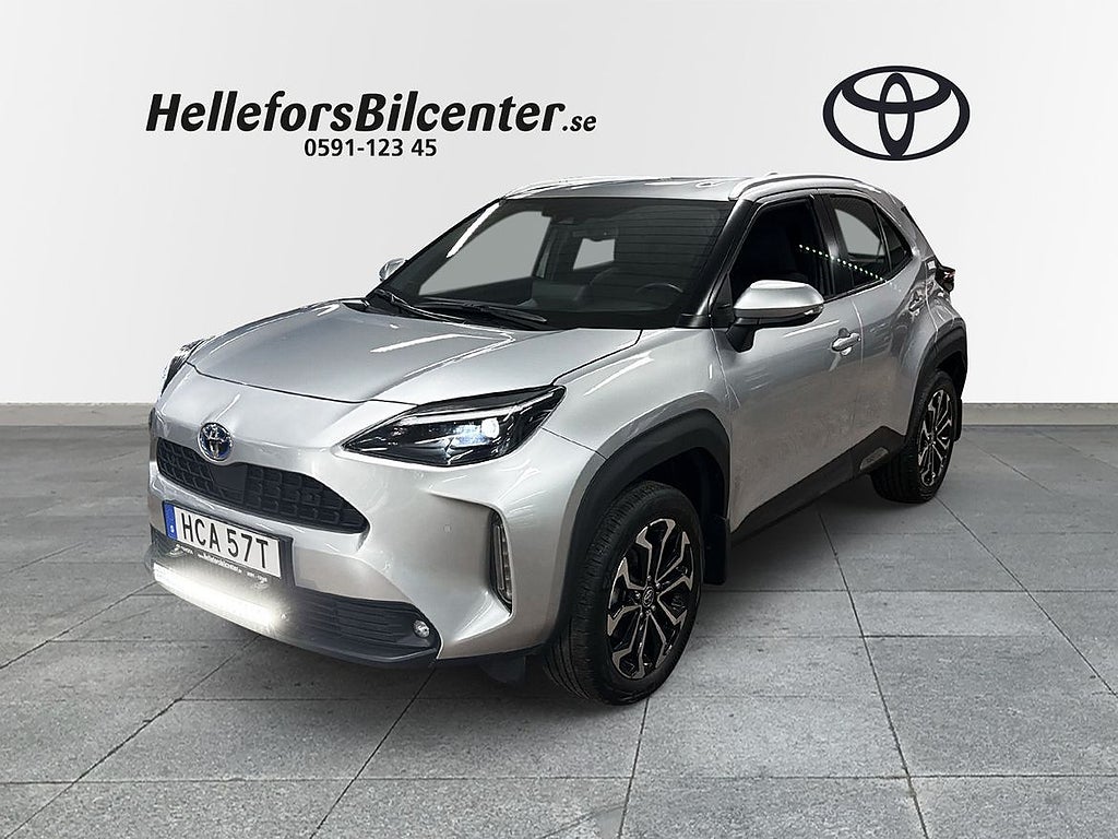 Toyota Yaris Cross Hybrid AWD-i Active Plus V-hjul LEd ramp
