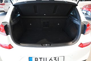 Halvkombi Hyundai i30 22 av 22