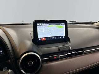 Mazda CX-3 2.0 Aut AWD Optimum S&V-hjul/Kamera/Drag/HUD/Skinn/Bose