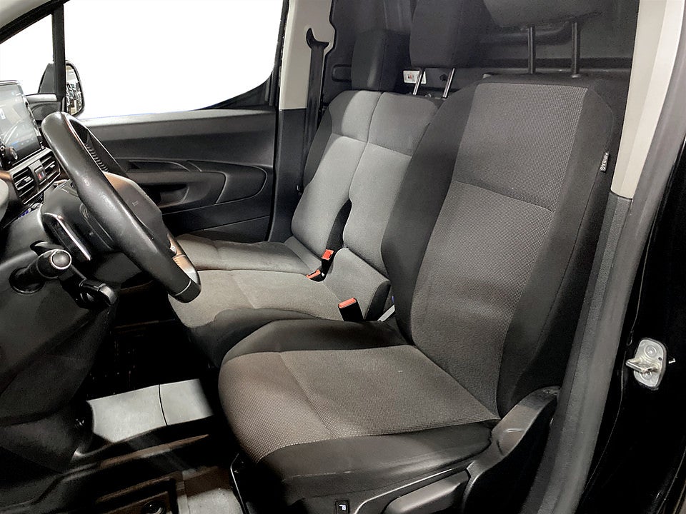 Bild på Peugeot Partner PRO+ 1.5 BHDi 130hk Aut L1 B-KAMERA DRAG