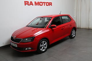 Halvkombi Skoda Fabia 1 av 23