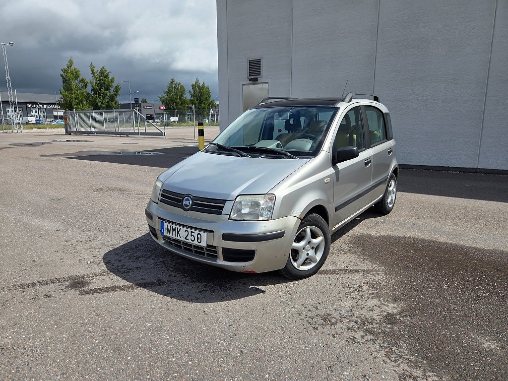 Fiat Panda 1.2 FIRE Dualogic Dynamic,Automat, NYBESIKTIGAD!