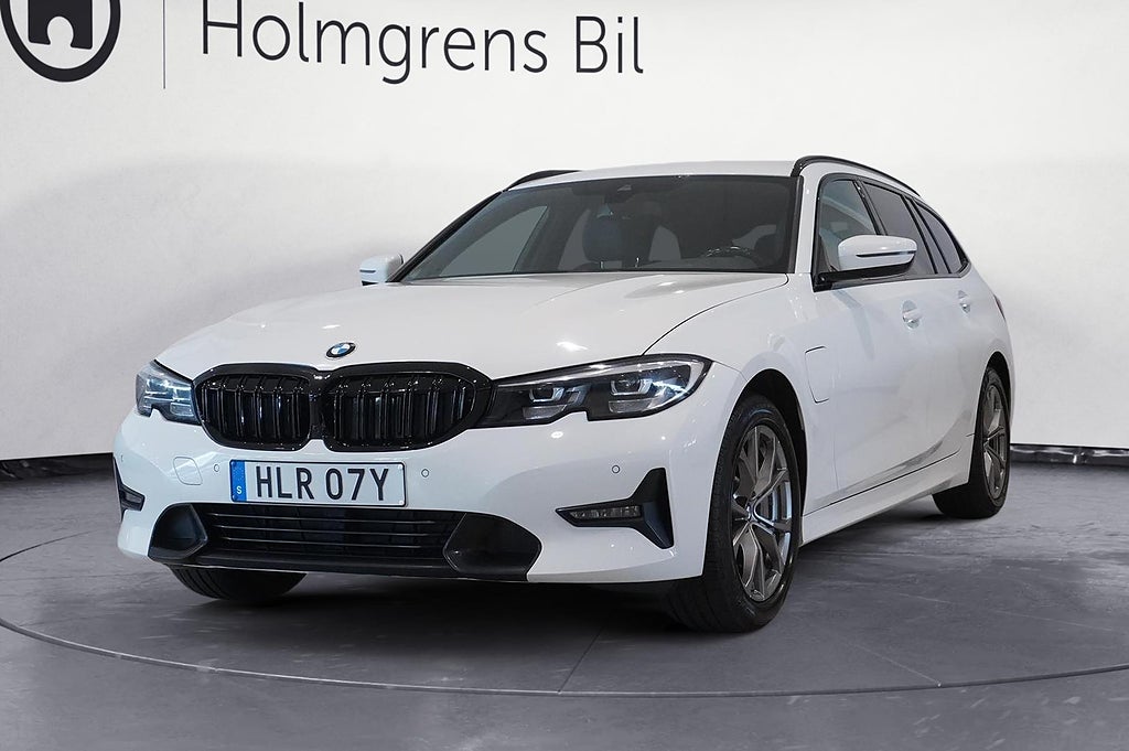 BMW 330e Touring Sportline Drag HiFi | Ränta 3,95%