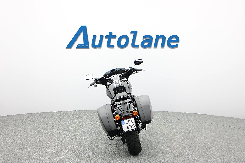 Harley-Davidson Sport Glide *Väskor Nyservad