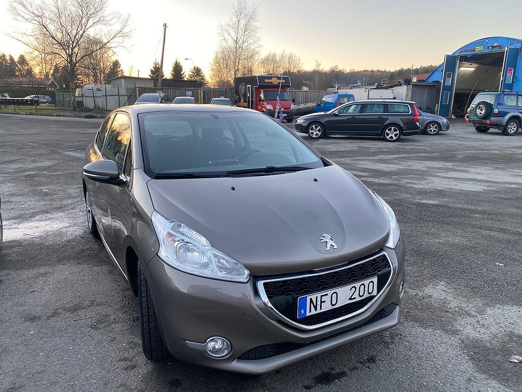 Peugeot 208 3-dörrar 1.2 VTi 82hk