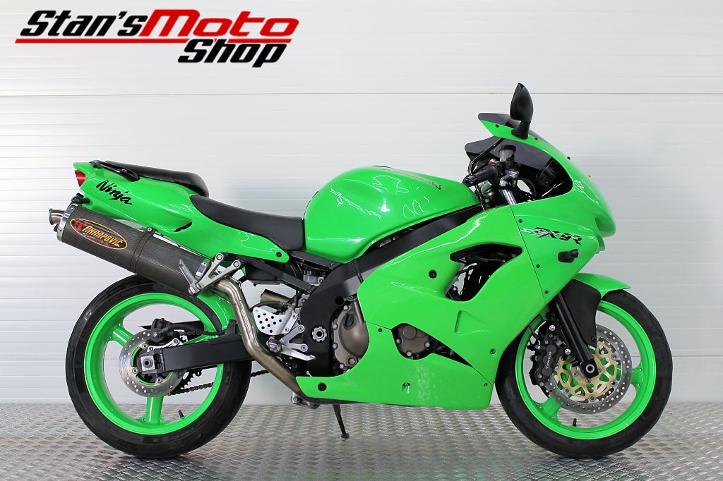 Kawasaki Ninja ZX9R Akrapovic   Stor lagerrensning – Begränsad tid!