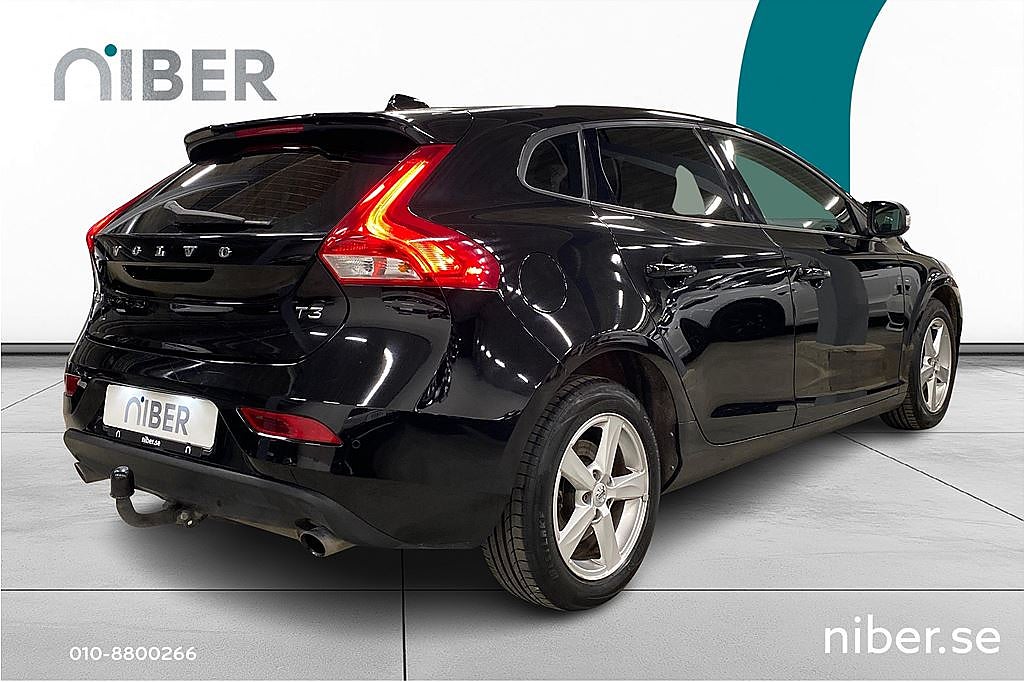 Volvo V40 T3 Business II, Drag, Fr 2,95%, tonade rutor