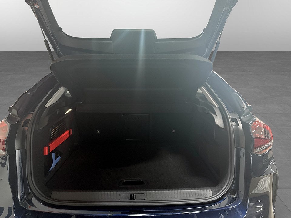 Bild på Citroën C4 Shine 1.2 PT 130hk Aut - 360-KAMERA, CARPLAY