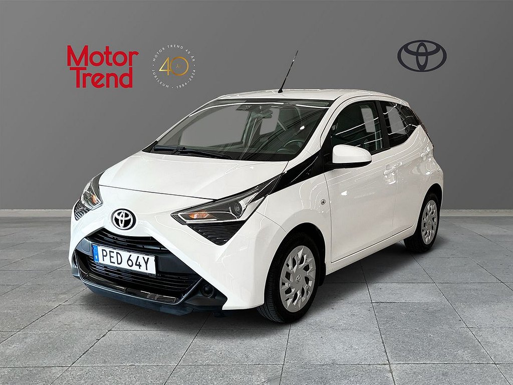 Toyota Aygo 1,0 5D MAN X-PLAY VINTERHJUL