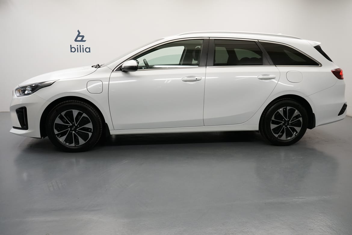 Kia Ceed Plug-in Hybrid 2021, kuva 2/48