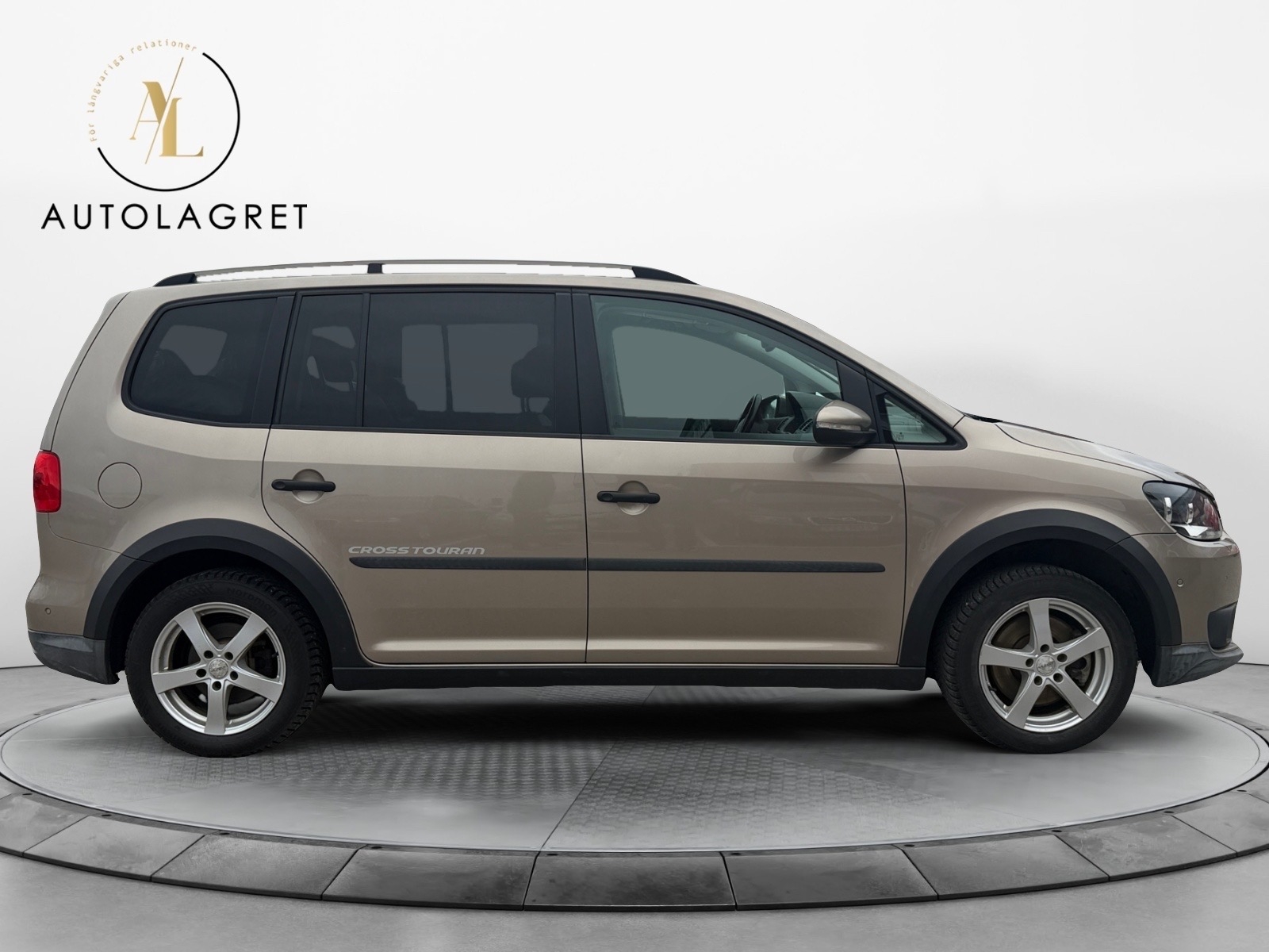 Volkswagen Touran 2015, bild 7/41