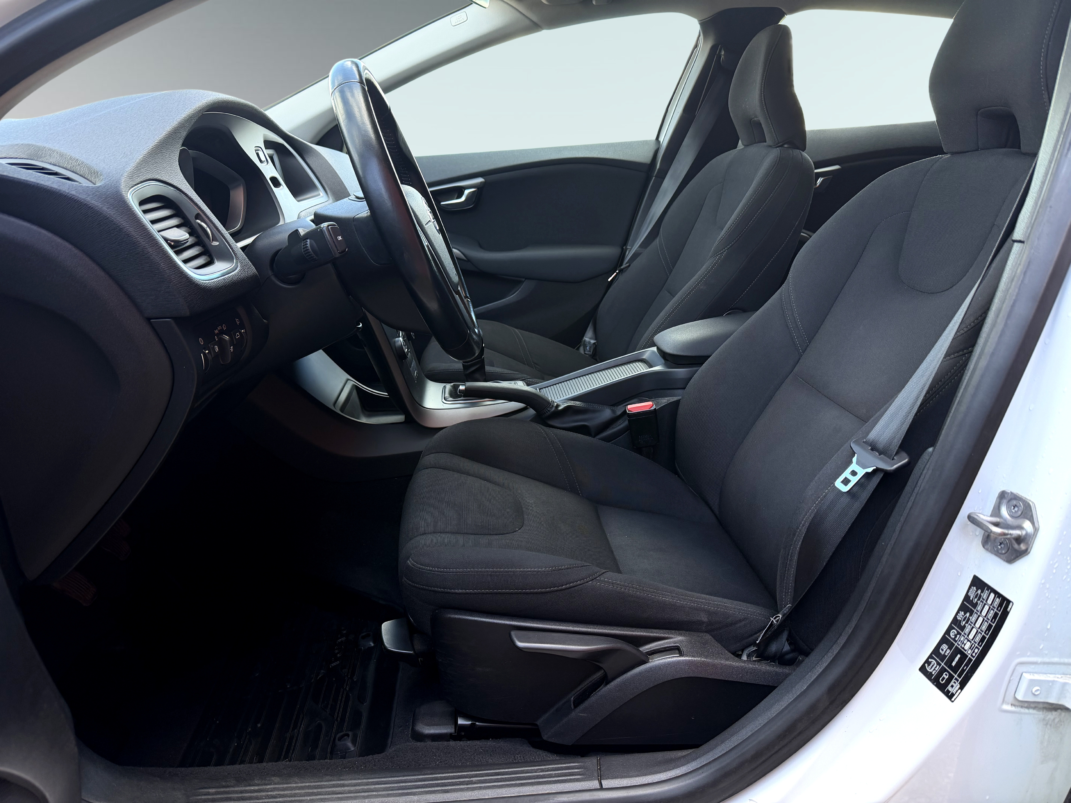Volvo V40 D2 Manuell 2015, bild 5/39