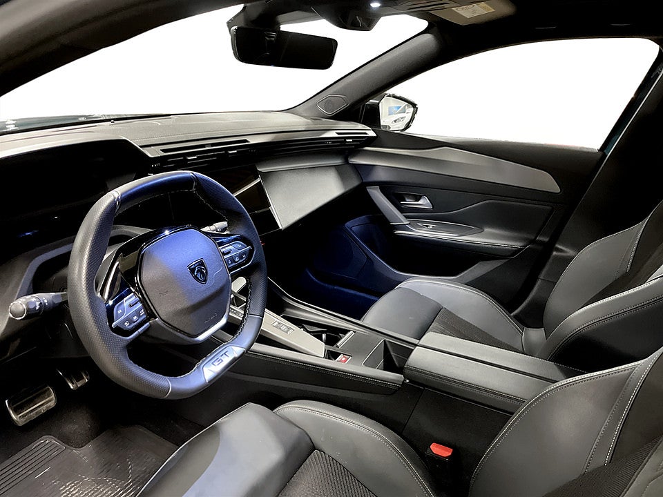 Bild på Peugeot 308 SW GT 1.2 PT 130hk Aut B-KAMERA CARPLAY