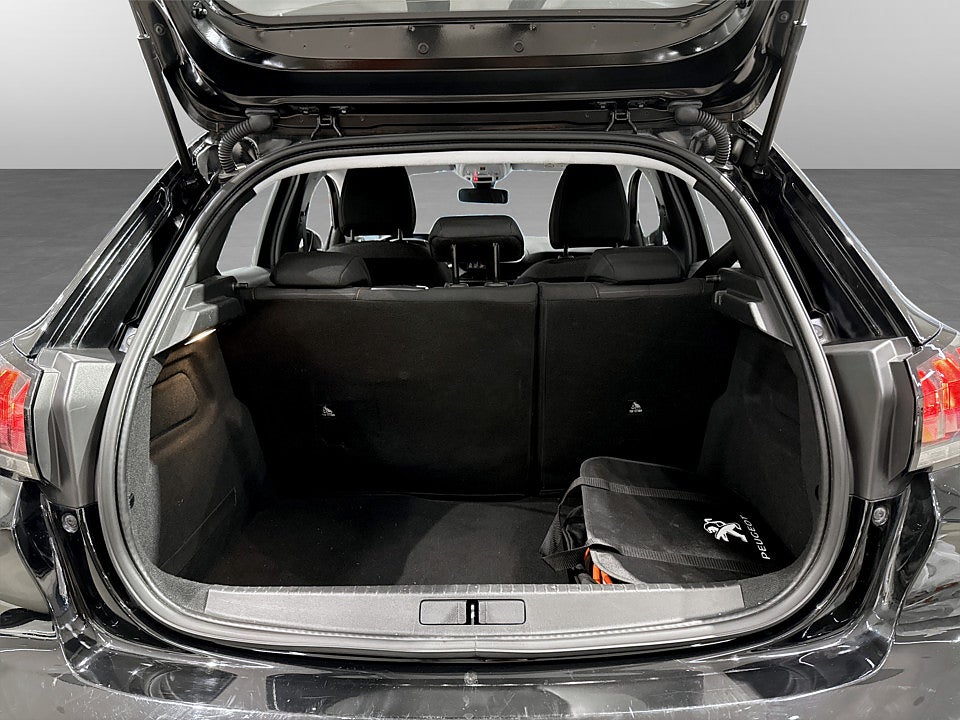 Bild på Peugeot E-208 Active Pack 50kWh 136hk Aut CARPLAY BACKSENSORER