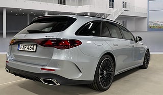 Kombi Mercedes-Benz E 12 av 12