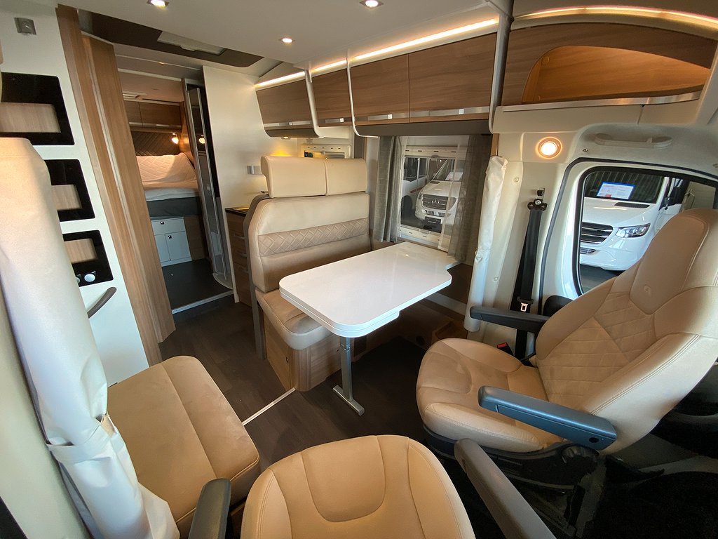 Adria Matrix 670 SC /B-körkort/Taksäng/5 bältad/Solcell - Adria