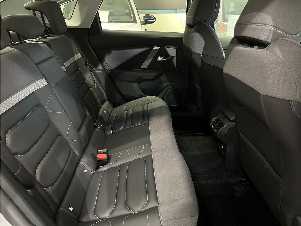 Bild på Citroën C4 X Shine PureTech 130hk Aut - PRIVATLEASING