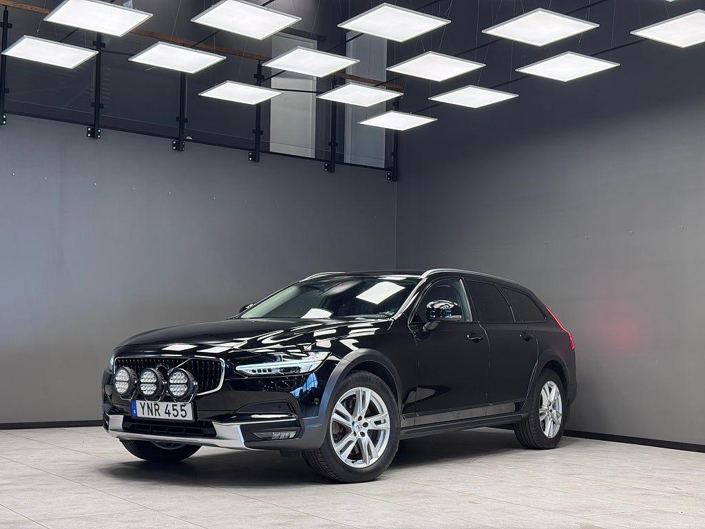 Volvo V90 Cross Country D4 AWD Pro / Drag / VOC / Navi / Adaptiv farthållare