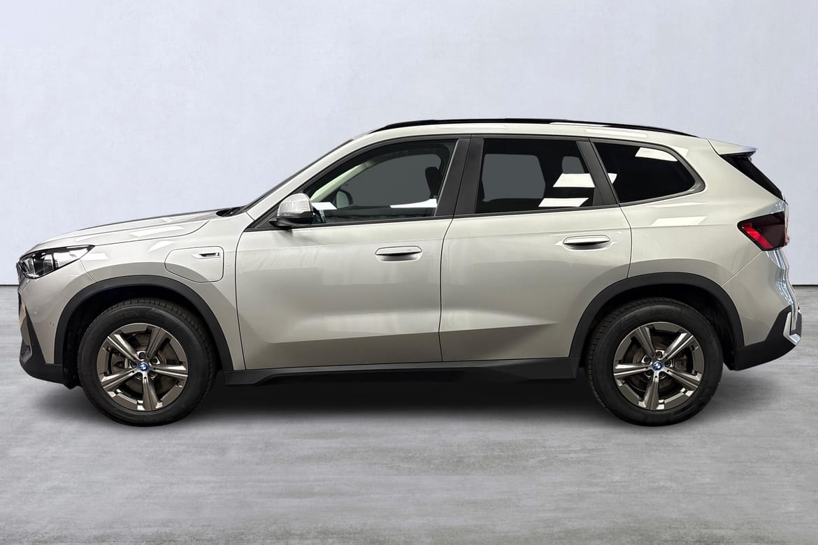 BMW X1 xDrive25e 2023, bild 2/53