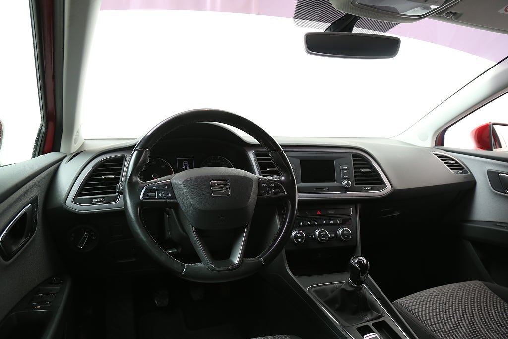 Seat Leon ST 1,6 TDI 115hk Style Kombi Motorv Dragkrok 2019