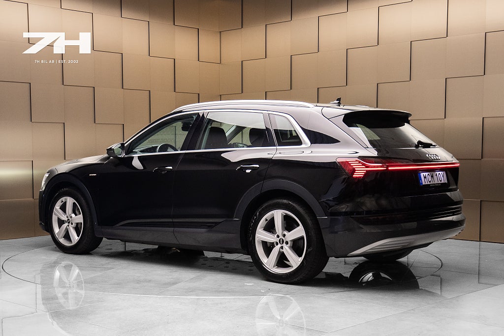 Audi E-Tron 55 quattro Luftfjädring / Adaptiv Farthållare / B.Kam