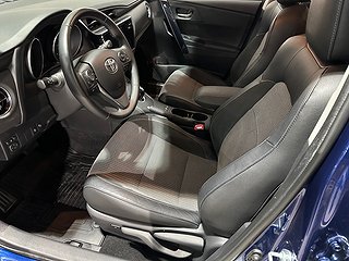 Halvkombi Toyota Auris 12 av 16