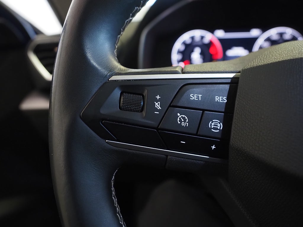 Seat Leon 1,0 TSI 110hk 5d Style Pluspaket Komfortpaket Cockpit