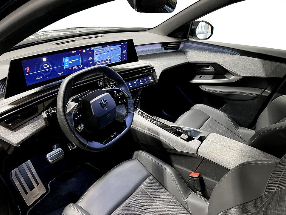 Bild på Peugeot 5008 GT Hybrid 145hk Aut 7-SITS B-KAMERA CARPLAY