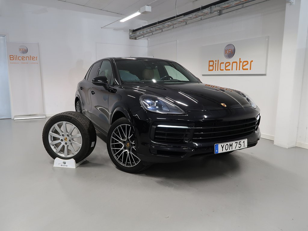 Porsche Cayenne AWD V-Däck ingår Drag-Navi-Backkamera-Panoramatak-Skinn-Spyder