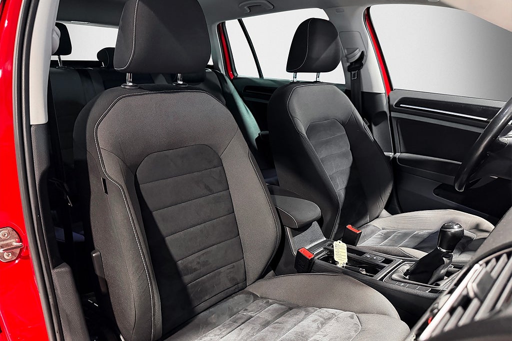 Volkswagen Golf Sportscombi 1.4 TSI 140hk GT |Drag|Värmare|Pluspaket| 2015