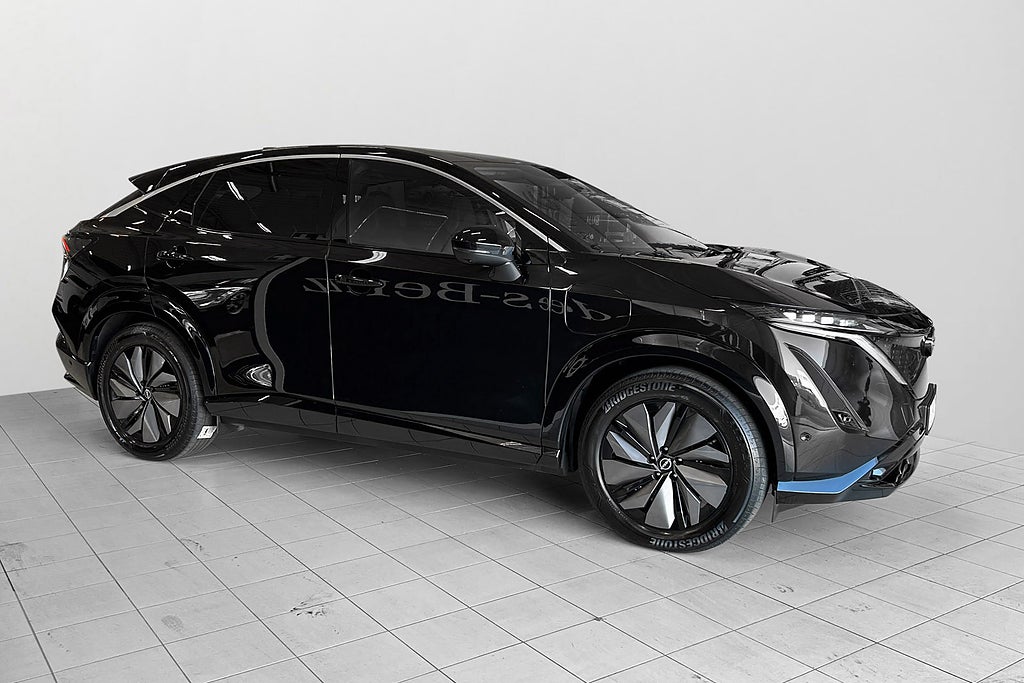 Nissan Ariya 2023 - miniatyr 9