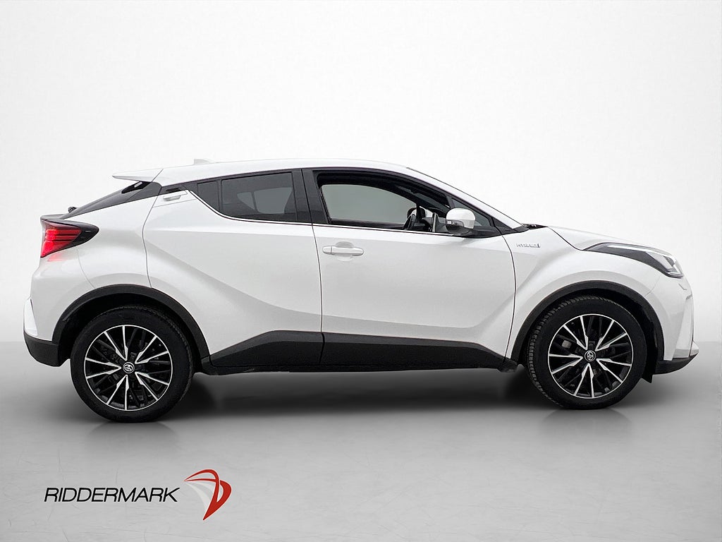 Toyota C-HR Hybrid Executive JBL Skinn Kamera BLIS Rattvärme