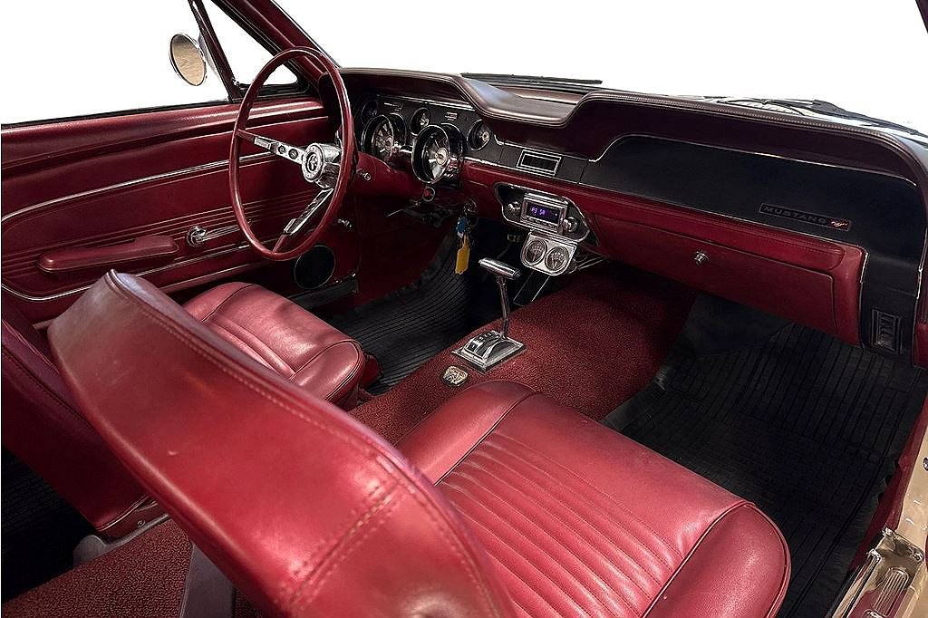 Ford Mustang Hardtop UNIK Ford Mustang Hardtop 4.7 V8, 203hk, renoverad motor