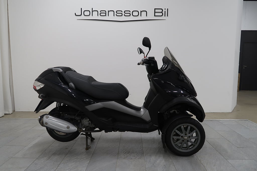 Piaggio MP3 