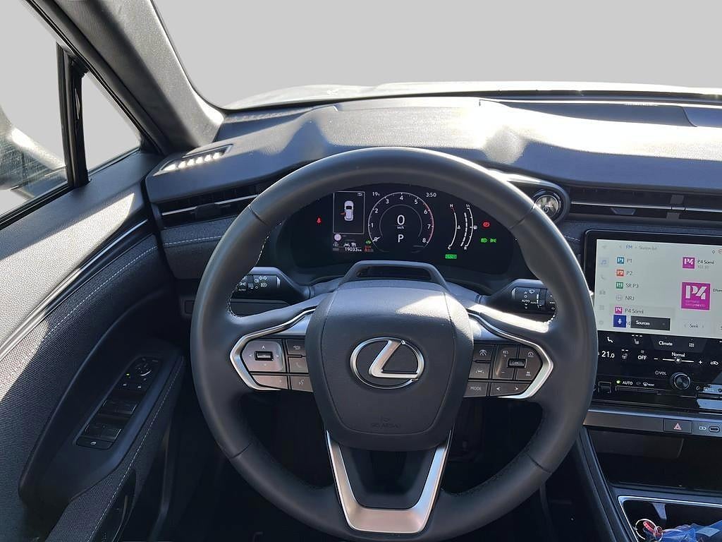 Lexus LBX 2026 - miniatyr 9