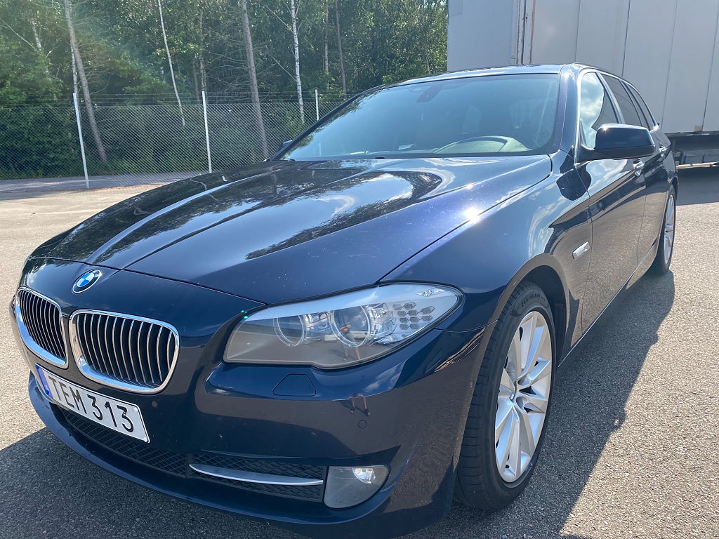 BMW 530 d Touring Steptronic 245hk