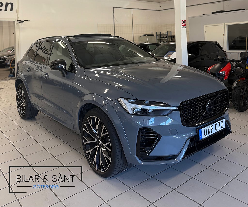 Volvo XC60 Recharge T6 340hk AWD R-Design 22" H/K Pano Läder HuD