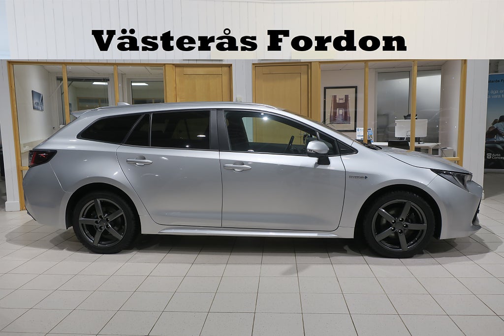 Toyota Corolla Sports Hybrid e-CVT Style V-Hjul Kamera 